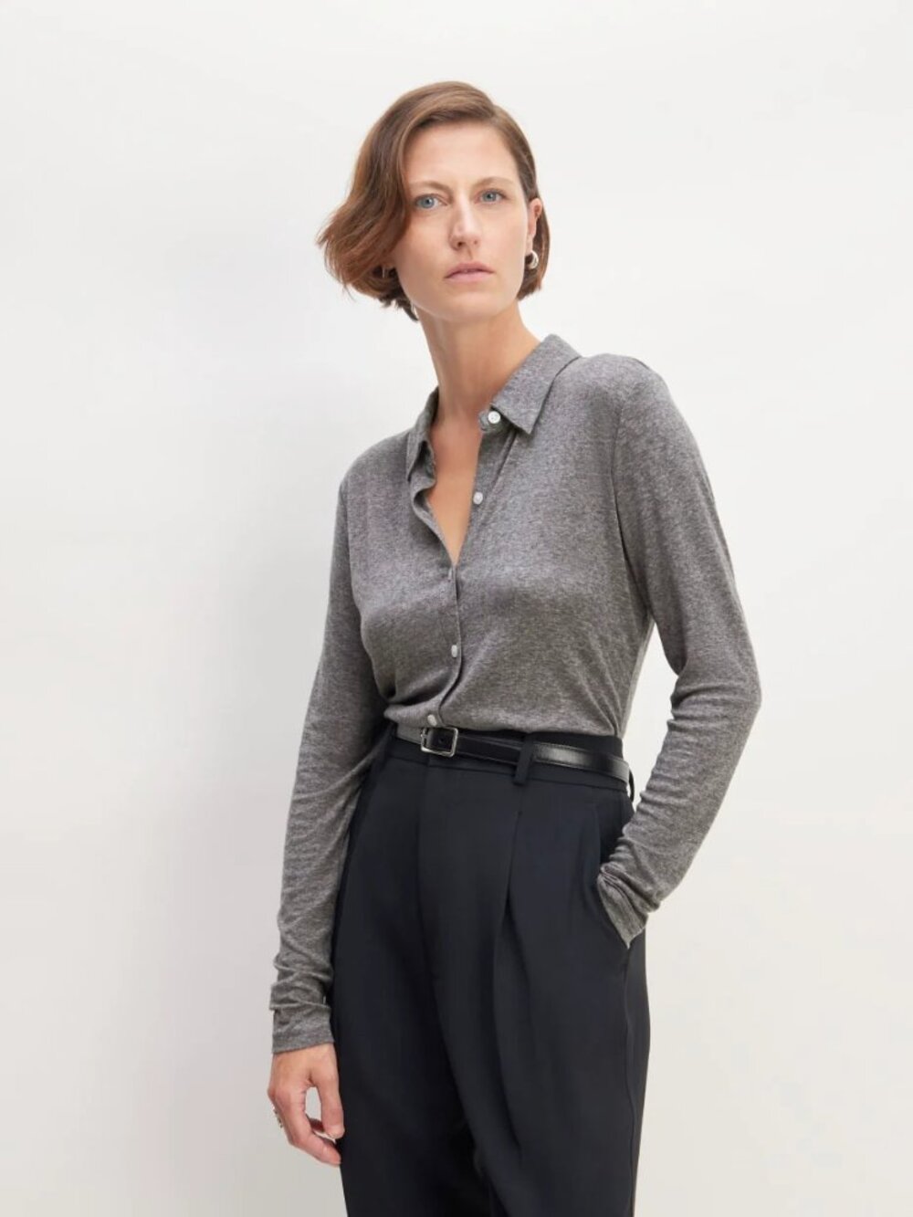 Everlane The Must-Have Shirt in Butterluxe